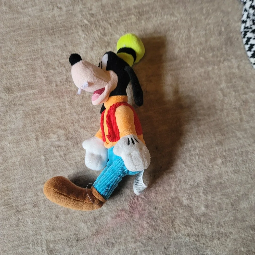 Disney Junior Mickey Mouse Clubhouse Goofy Plush Just Play Orange Blue‎ 9 Inch